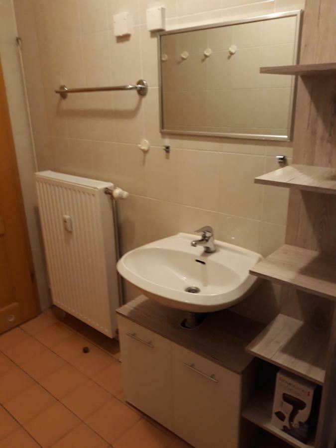 Apartma C-06, C-11 *