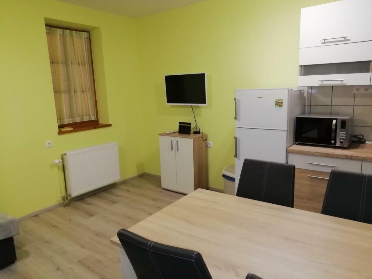 Apartma C-06, C-11 Apartment