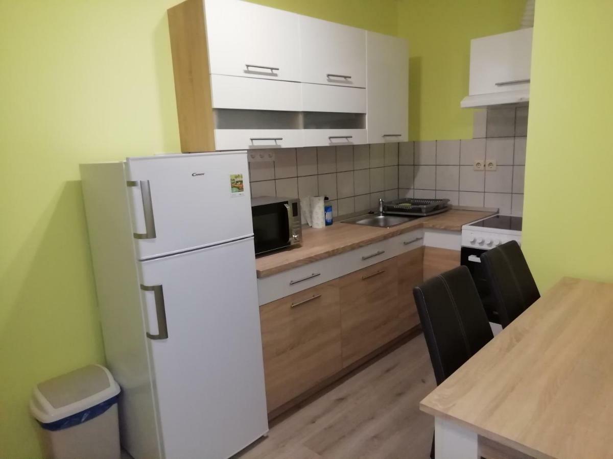 Apartma C-06, C-11