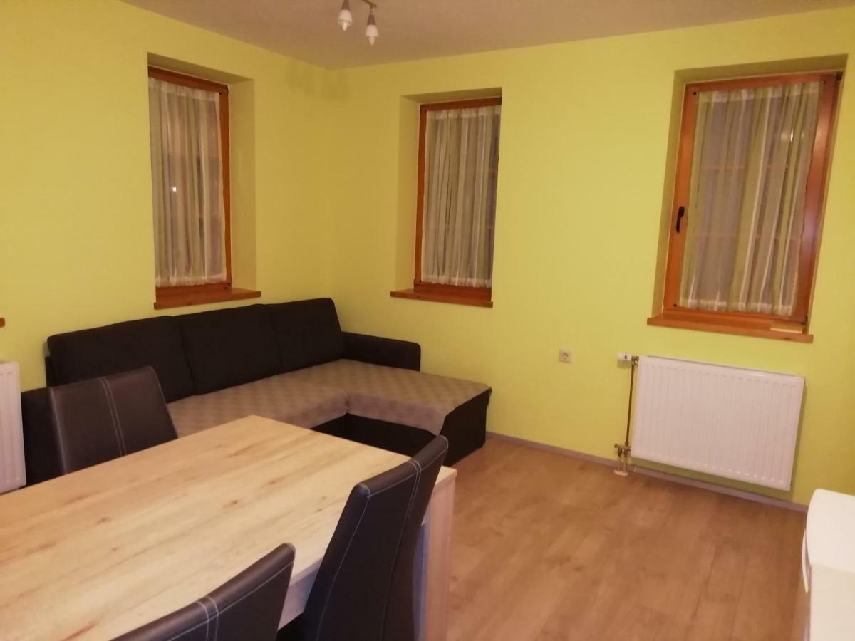 Apartma C-06, C-11 Apartment