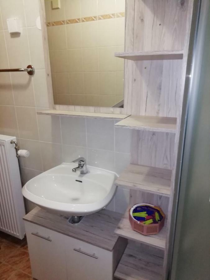 Apartma C-06, C-11 Apartment